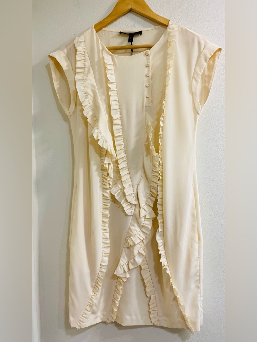 NWOT BCBGMaxAzria Cream Silk Ruffle-Trim Button-Front Dress Chalk XS